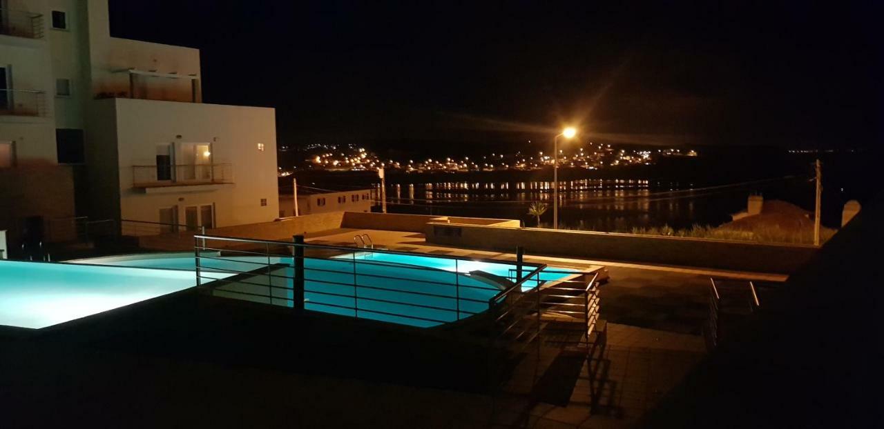 Pe Na Praia Da Foz ฟอซโดอาเรโย ภายนอก รูปภาพ